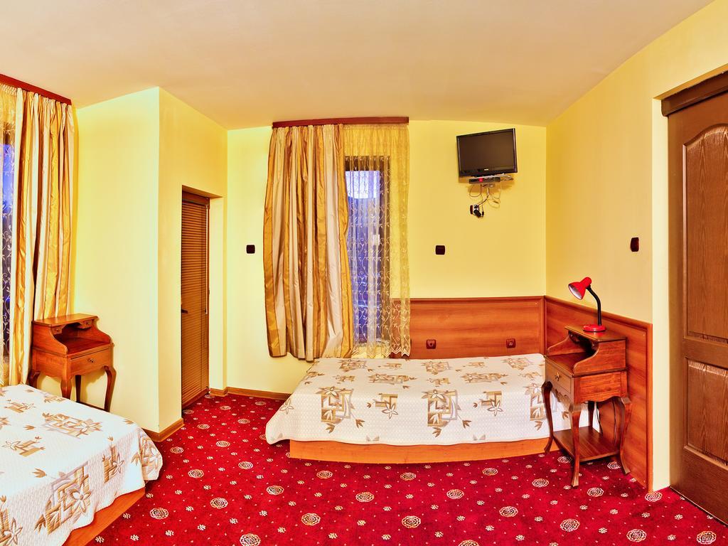 Hotel Teres Kazanlŭk Rom bilde